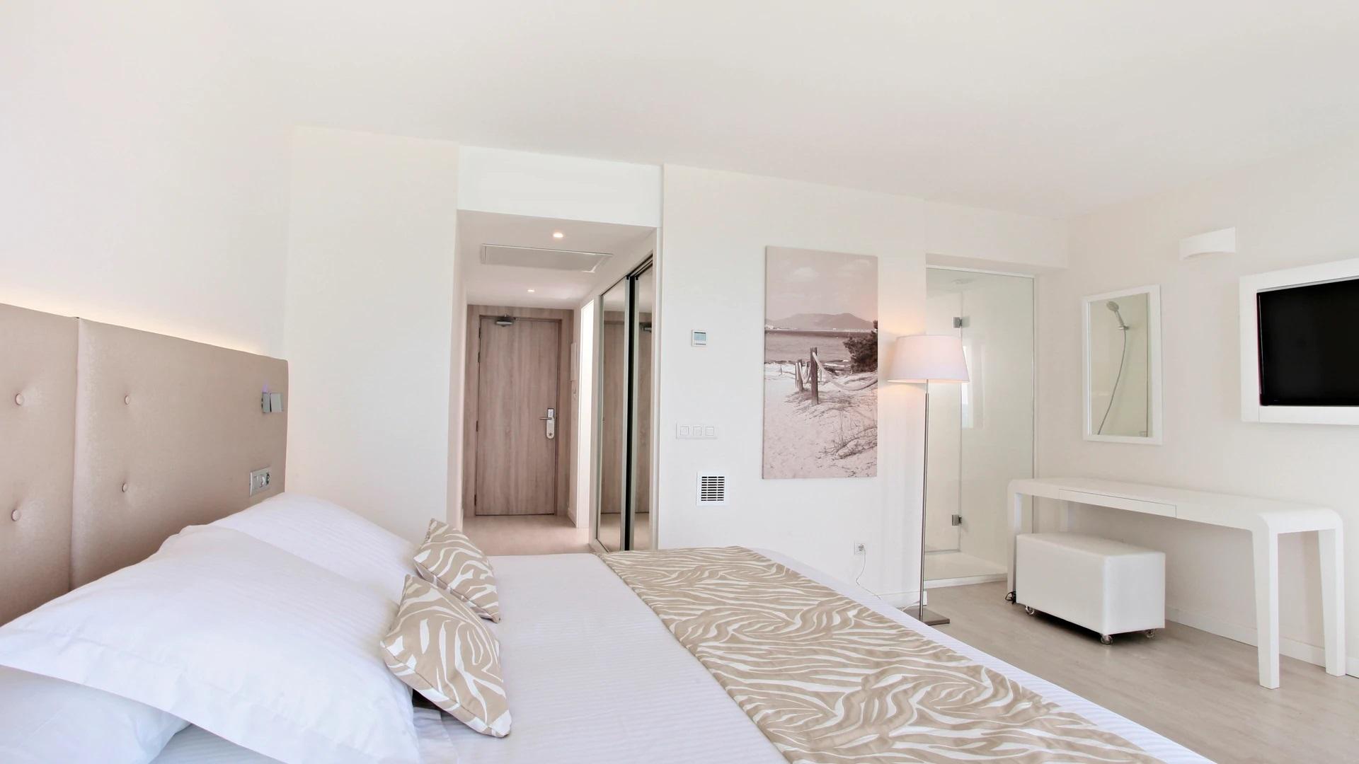 Iberostar Waves Cala Millor - Adults Only Hotel Luaran gambar