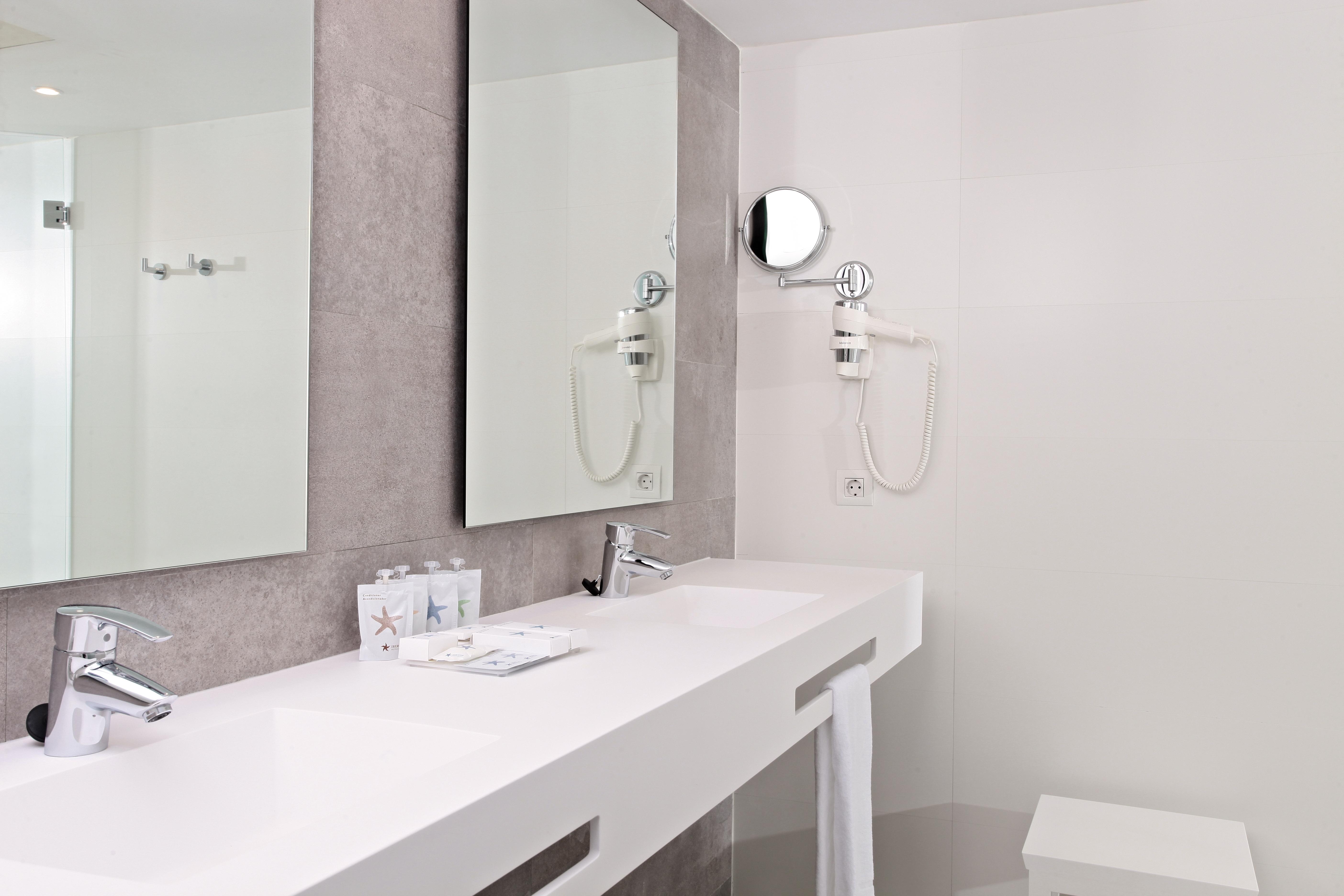Iberostar Waves Cala Millor - Adults Only Hotel Luaran gambar