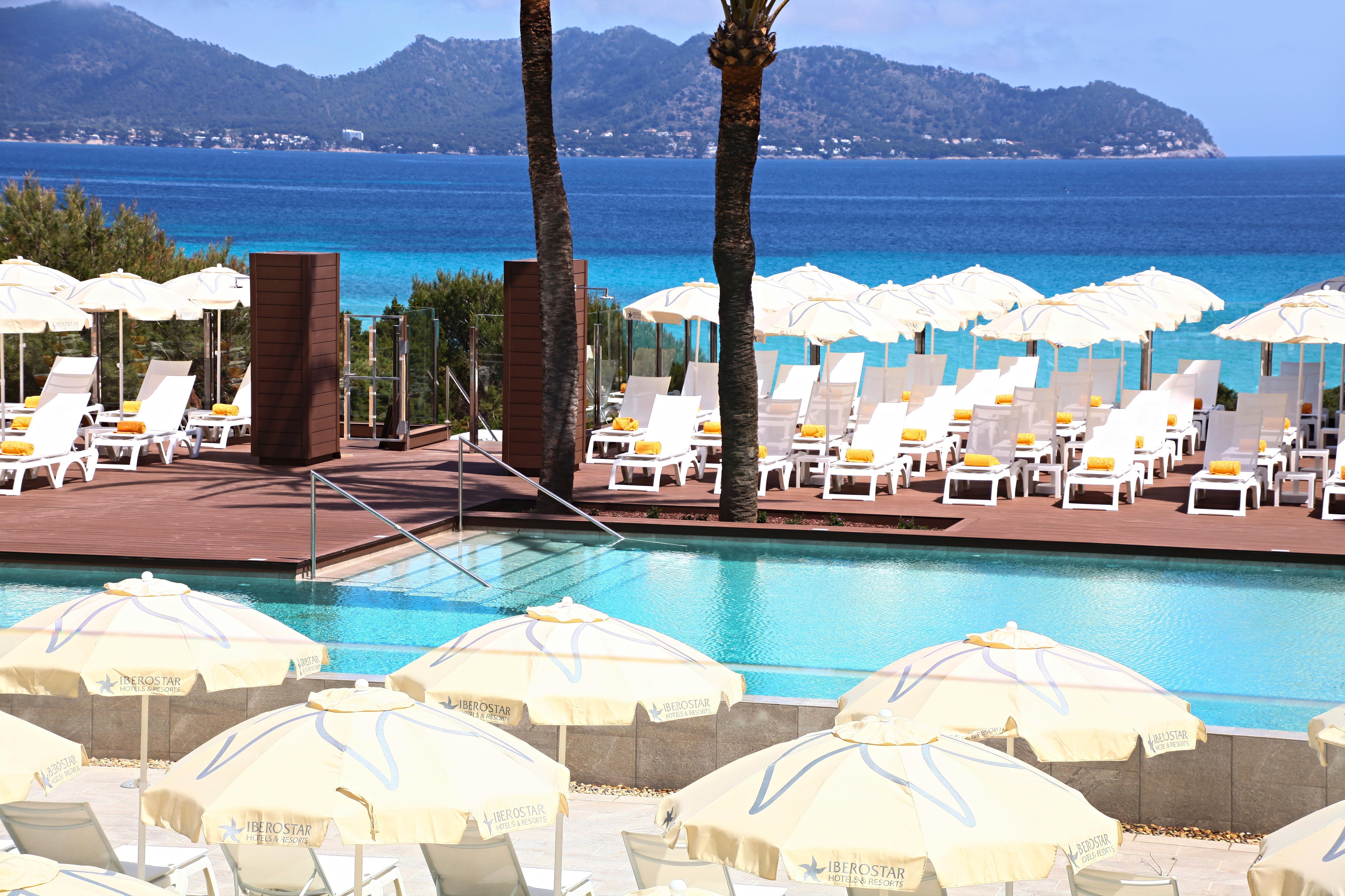 Iberostar Waves Cala Millor - Adults Only Hotel Luaran gambar