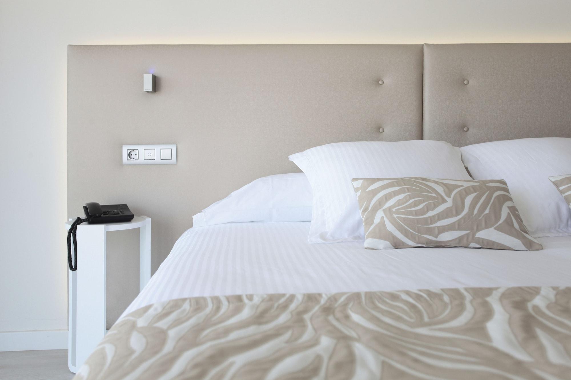Iberostar Waves Cala Millor - Adults Only Hotel Luaran gambar